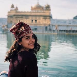 Meet your Posher, Shyamlee